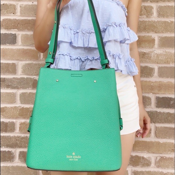 Kate Spade ♠️ Bucket Tote & Crossbody - Picture 2 of 4